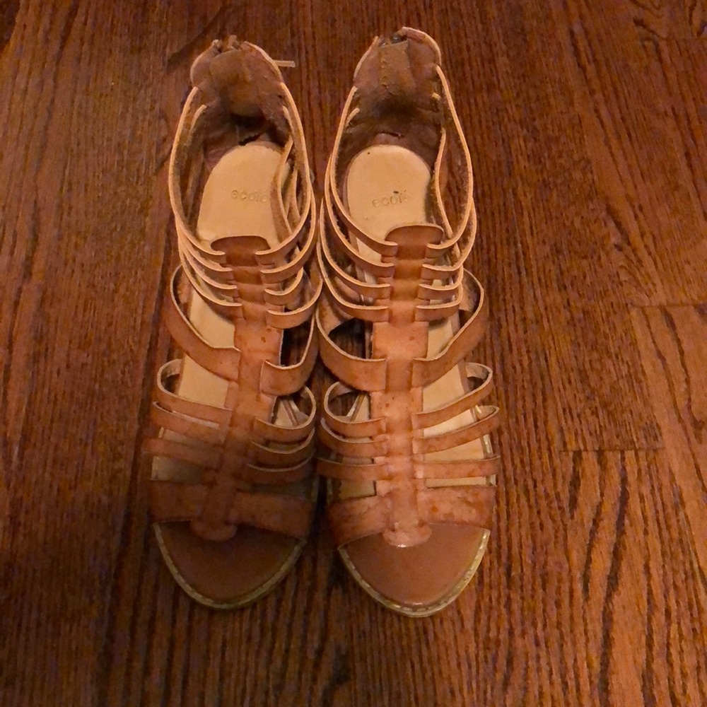 UO Brown/tan heeled sandals - Picture 2 of 4